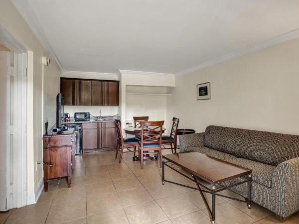 Fort Lauderdale Grand Hotel : photo 9 de la chambre suite lit king-size traditionnelle - côté piscine