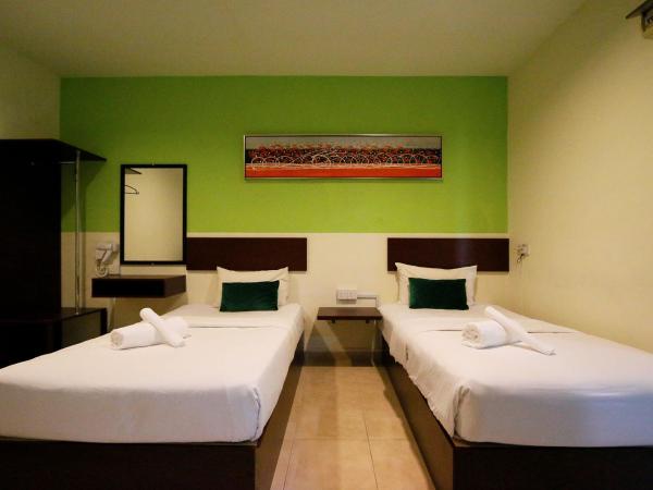 Golden Roof Hotel Falim Ipoh : photo 2 de la chambre chambre lits jumeaux standard