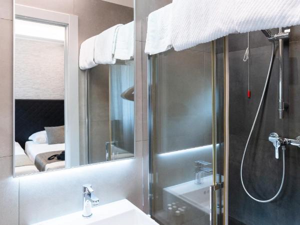 Hotel Garda : photo 2 de la chambre chambre lits jumeaux