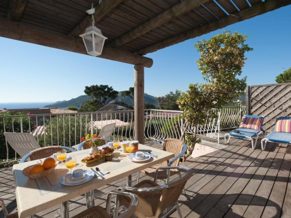 Résidence Marina Di Santa Giulia : photo 5 de la chambre villa classique 2 chambres - vue sur mer