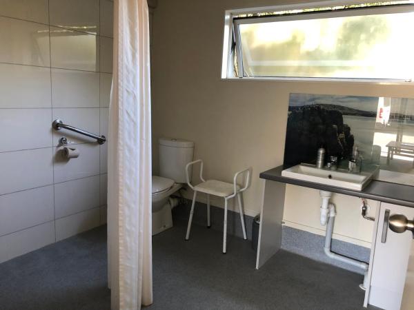 Commodore Motel : photo 4 de la chambre appartement 2 chambres