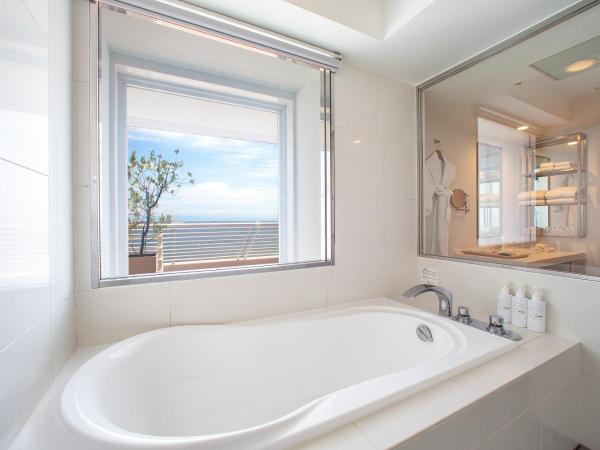 Kobe Meriken Park Oriental Hotel : photo 4 de la chambre suite d'angle junior - vue sud