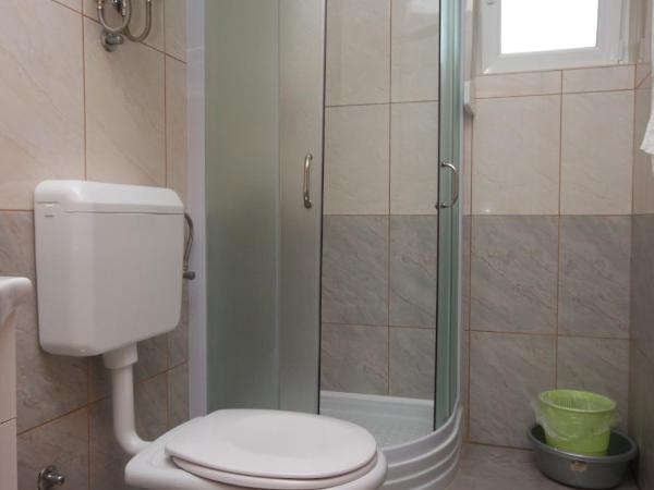 Apartments and rooms with parking space Novalja, Pag - 6341 : photo 5 de la chambre appartement 1 chambre avec terrasse - vue sur mer