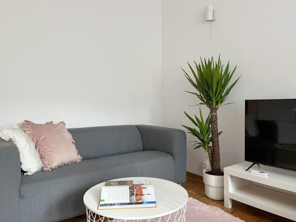 Flower House Warsaw Chopin Airport : photo 3 de la chambre chambre double deluxe