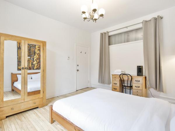 La Maison Du Mile-End : photo 3 de la chambre chambre double deluxe