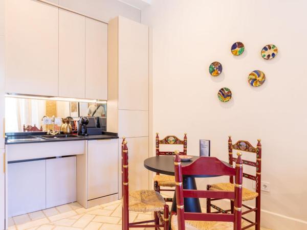 Real Casa de la Moneda Deluxe Apartments : photo 9 de la chambre appartement 1 chambre