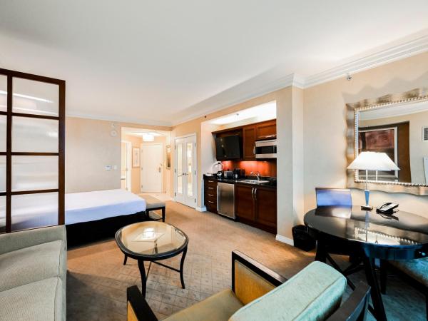 Signature Rental by Owner Direct : photo 6 de la chambre studio - las vegas strip view & balcony