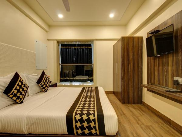 Hotel Mumbai House Juhu, Santacruz West, Mumbai : photo 1 de la chambre chambre lit king-size
