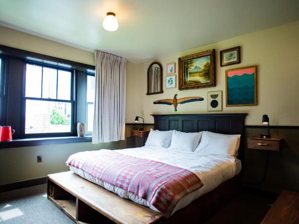 KEX Hotel : photo 6 de la chambre chambre lit king-size - accessible aux personnes à mobilité réduite