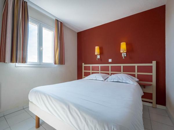 Résidence Pierre & Vacances L'Anse De Pramousquier : photo 5 de la chambre appartement 1 chambre avec coin nuit dans alcôve et terrasse ou balcon (6 personnes) - vue sur mer - côté sud