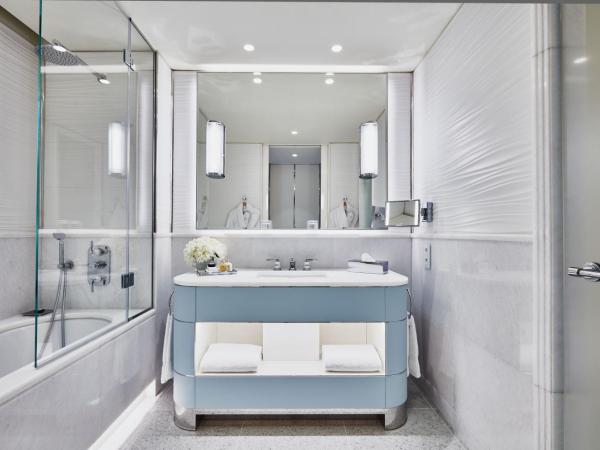 Hôtel Martinez, in The Unbound Collection by Hyatt : photo 7 de la chambre chambre lit king-size premium