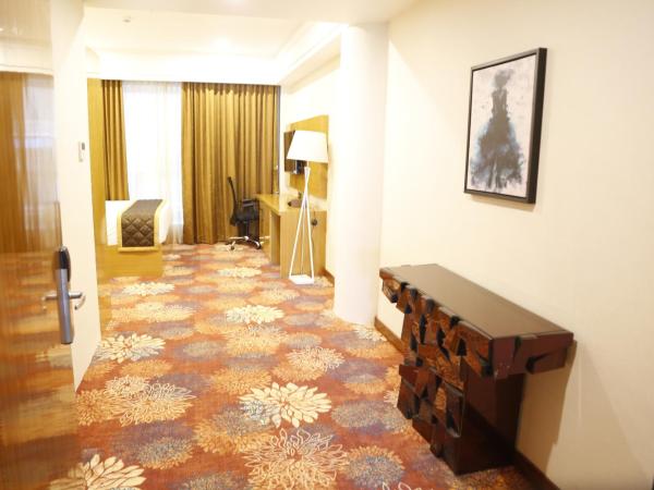 Leroy Grand - Yeshwanthpur : photo 8 de la chambre chambre double ou lits jumeaux deluxe supérieure 