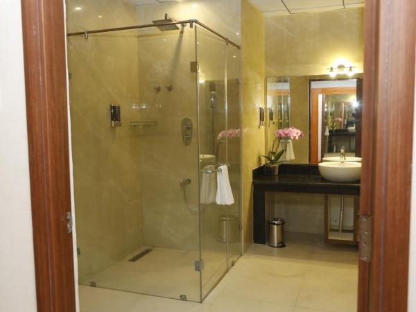 Leroy Grand - Yeshwanthpur : photo 9 de la chambre chambre double ou lits jumeaux deluxe supérieure 
