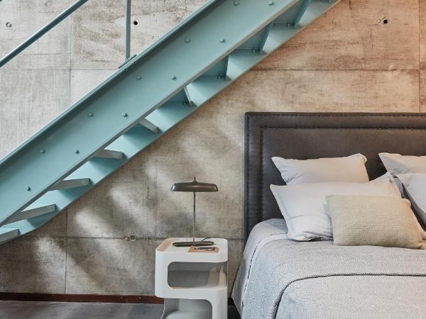 LA PORTE ROUGE RBX : photo 1 de la chambre studio lit king-size deluxe