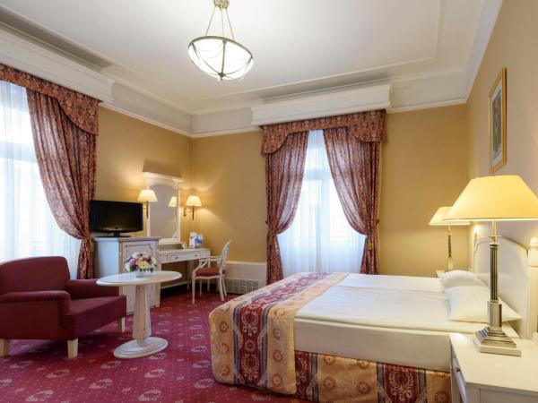 Danubius Hotel Astoria City Center : photo 1 de la chambre suite