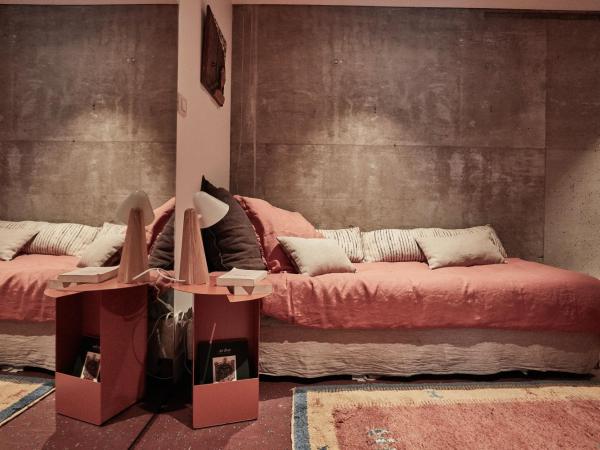 LA PORTE ROUGE RBX : photo 8 de la chambre suite familiale deluxe