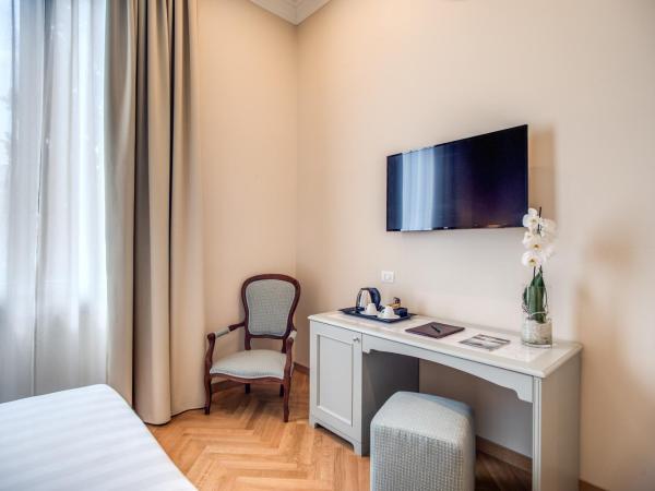 Hotel Ariele : photo 5 de la chambre chambre triple