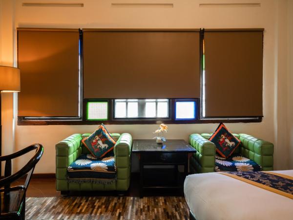 Hotel Penaga : photo 7 de la chambre chambre lits jumeaux hutton deluxe avec jacuzzi