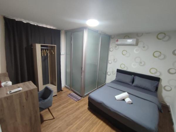 Step-in Lodge : photo 3 de la chambre chambre double avec salle de bains privative