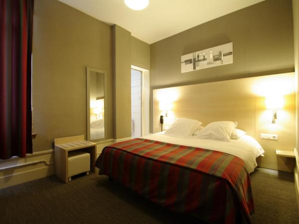 Grand Hotel de L'Univers : photo 1 de la chambre chambre double ou lits jumeaux supérieure