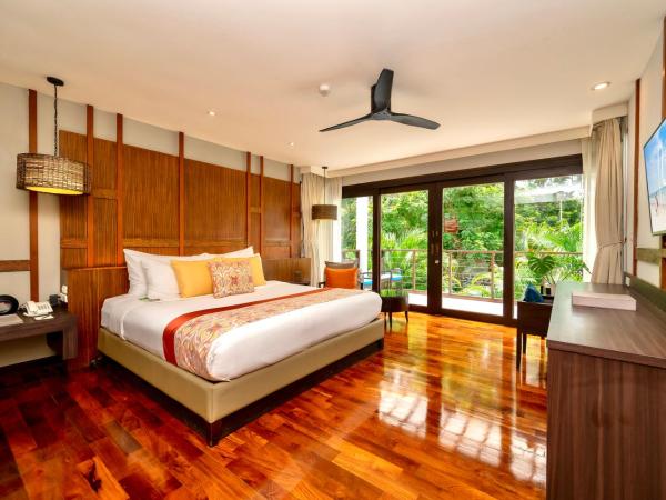 The Rock Hua Hin Beachfront Spa Resort : photo 1 de la chambre suite nacre