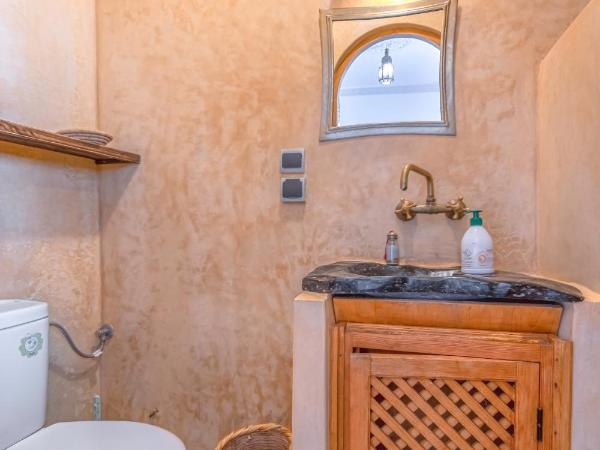 Riad Kafila : photo 6 de la chambre chambre double - fenêtre sur mer n°5