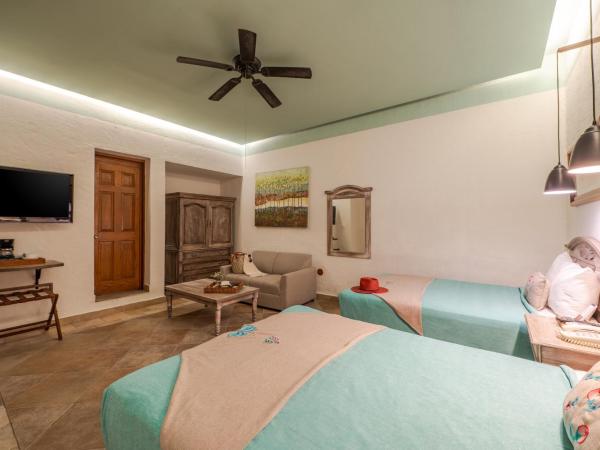 Casa De Sierra Azul : photo 6 de la chambre chambre double avec baignoire spa