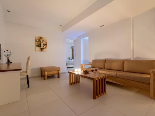 Anamnesis City Spa : photo 3 de la chambre suite junior avec vue sur mer et bain à remous