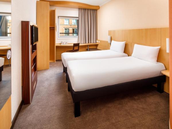 ibis Nottingham Centre : photo 8 de la chambre chambre lits jumeaux