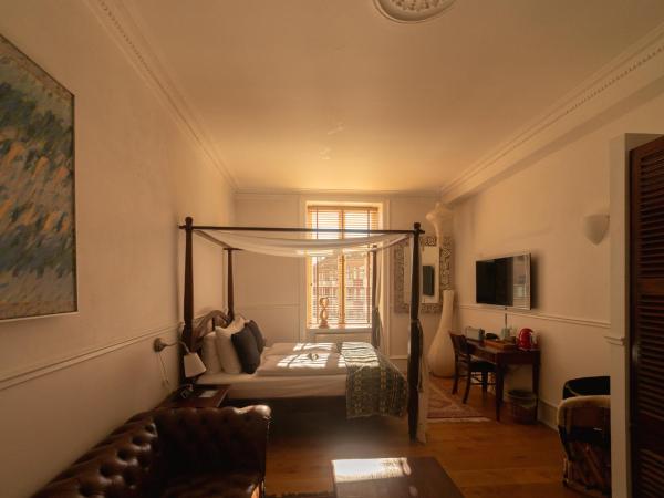 Carlton 66 Guldsmeden : photo 6 de la chambre grande chambre double 