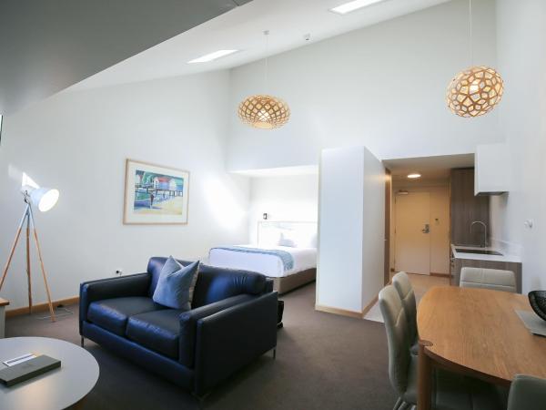 Salamanca Inn : photo 3 de la chambre suite lit queen-size deluxe