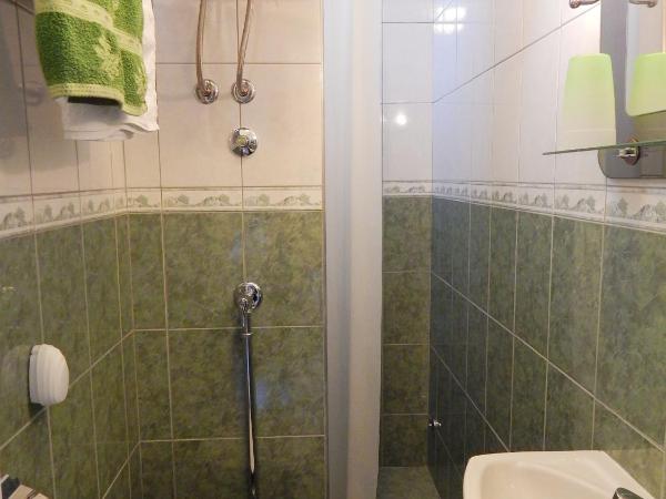 Rooms by the sea Split - 15568 : photo 4 de la chambre chambre lits jumeaux