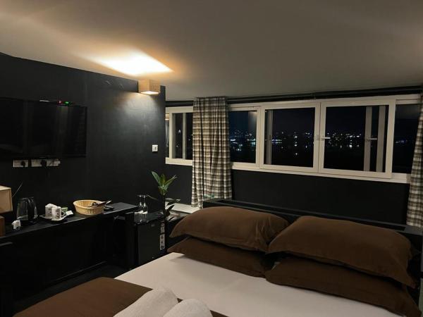 Gusto Accommodation : photo 10 de la chambre chambre double supérieure