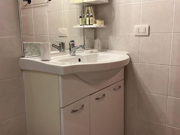 Agriturismo I Pietrini : photo 5 de la chambre studio - vue sur piscine