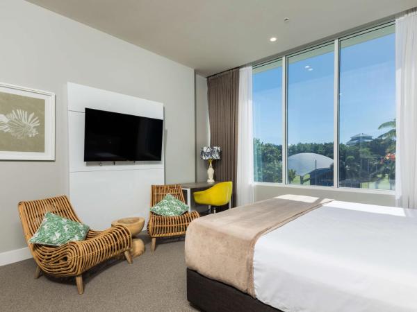 Pacific Hotel Cairns : photo 2 de la chambre chambre lit king-size exécutive