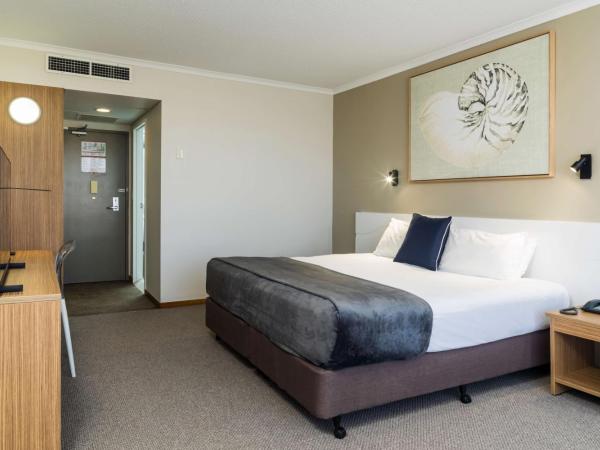 Pacific Hotel Cairns : photo 2 de la chambre chambre lit king-size deluxe avec balcon