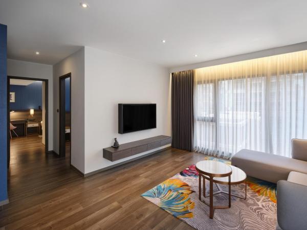 Sindhorn Midtown Hotel Bangkok, Vignette Collection, an IHG Hotel : photo 8 de la chambre suite d'angle 2 chambres avec lit king-size et lit simple