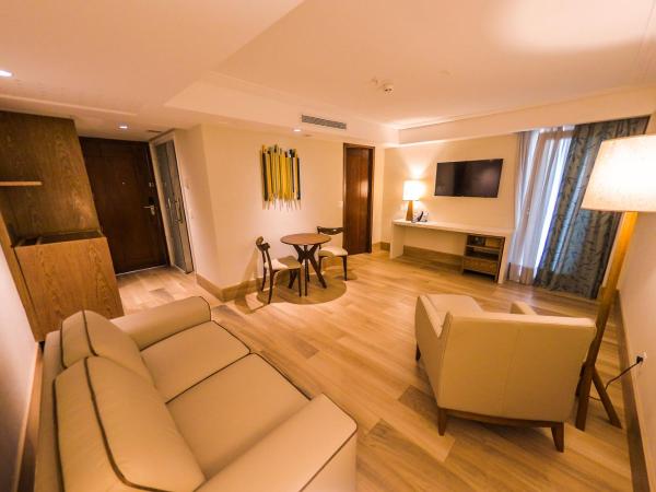 Vogal Luxury Beach Hotel & SPA : photo 6 de la chambre suite - vue sur mer