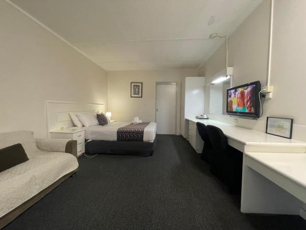 Parkside Inn Motel : photo 9 de la chambre chambre double Économique