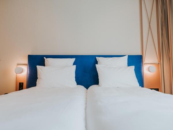 Mercure Brest Centre Port : photo 2 de la chambre chambre lits jumeaux privilège