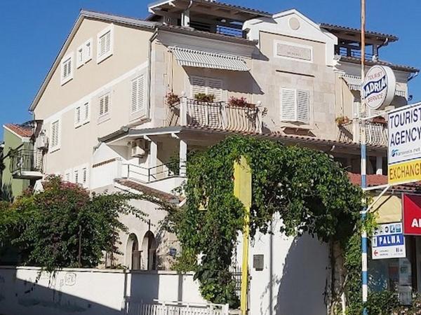 Bed & Breakfast PALMA : photo 2 de la chambre chambre double avec balcon