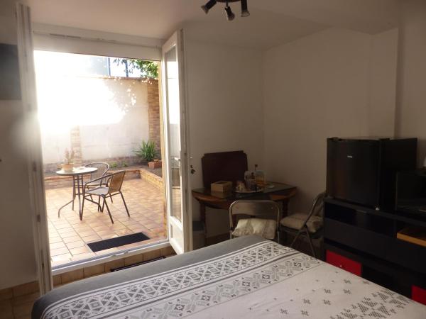 LIO : photo 3 de la chambre chambre double avec salle de bains privative