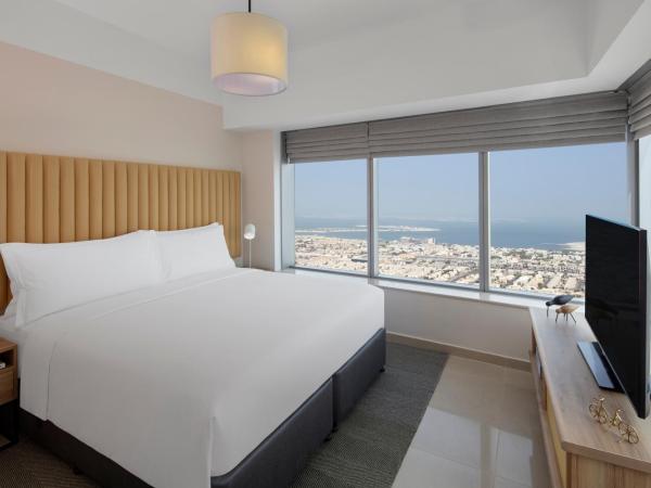 Staybridge Suites Dubai Financial Centre, an IHG Hotel : photo 7 de la chambre suite 2 chambres avec 2 lits king-size - vue sur mer