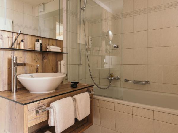 la couronne Hotel & Spa : photo 5 de la chambre chambre double classique