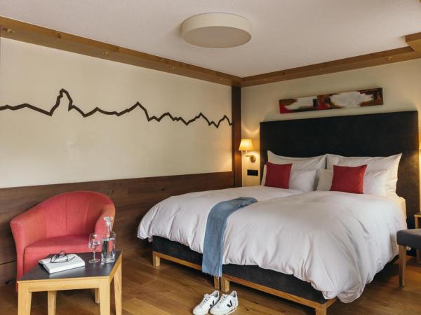 la couronne Hotel & Spa : photo 1 de la chambre chambre double deluxe - vue sur mont cervin