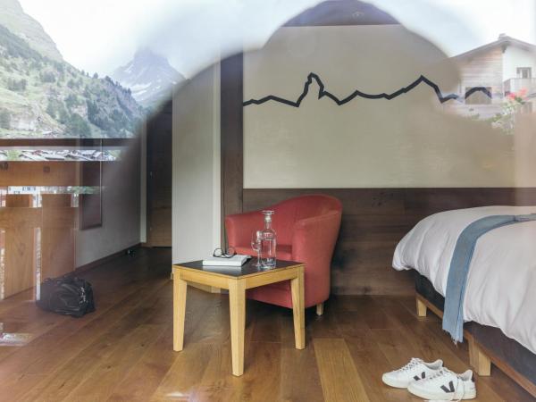 la couronne Hotel & Spa : photo 7 de la chambre chambre double deluxe - vue sur mont cervin