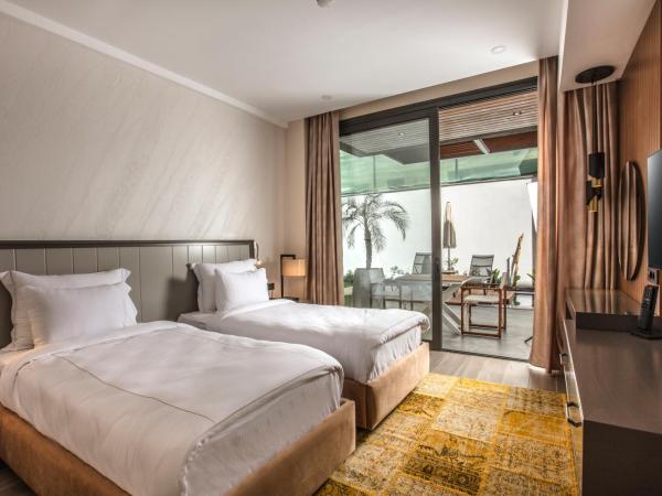 Unique Life Style Hotel : photo 2 de la chambre suite avec piscine privée