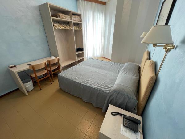 Hotel Universo : photo 4 de la chambre chambre double standard