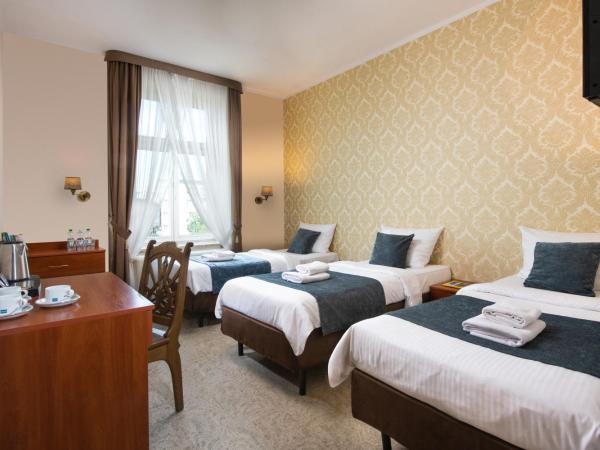 Aparthotel Globus Kraków : photo 1 de la chambre chambre quadruple