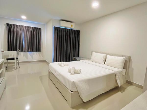 Donmueang Place Hotel - SHA Plus : photo 1 de la chambre chambre lit queen-size 